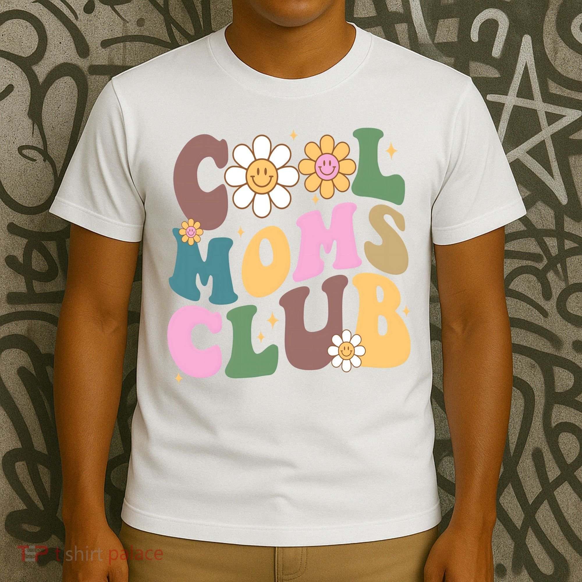 Cool Mom Club Floral Mothers Day T-Shirt