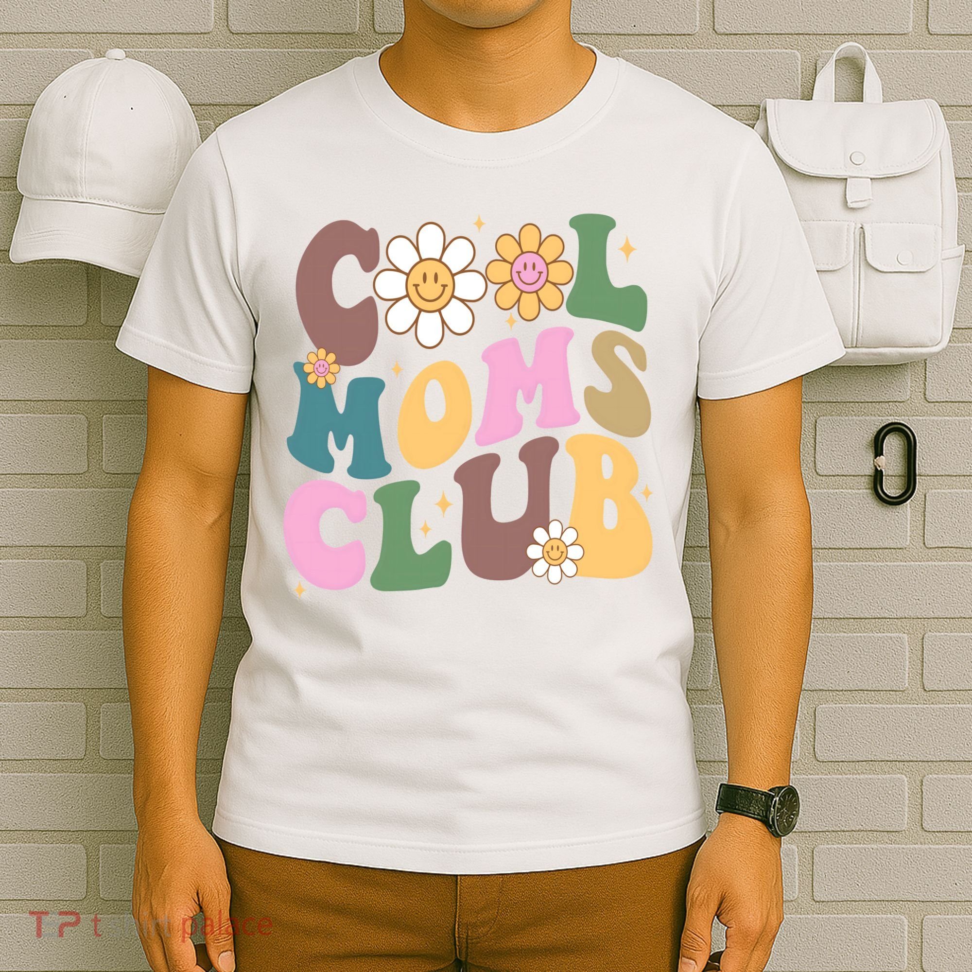 Cool Mom Club Floral Mothers Day T-Shirt