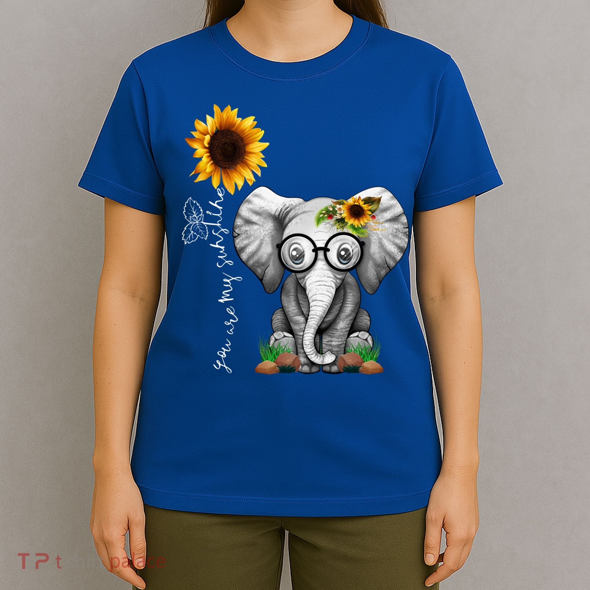 Cute Mama Elephant With Sunflower Gift You Are My Sunshine Gift T-Shirt