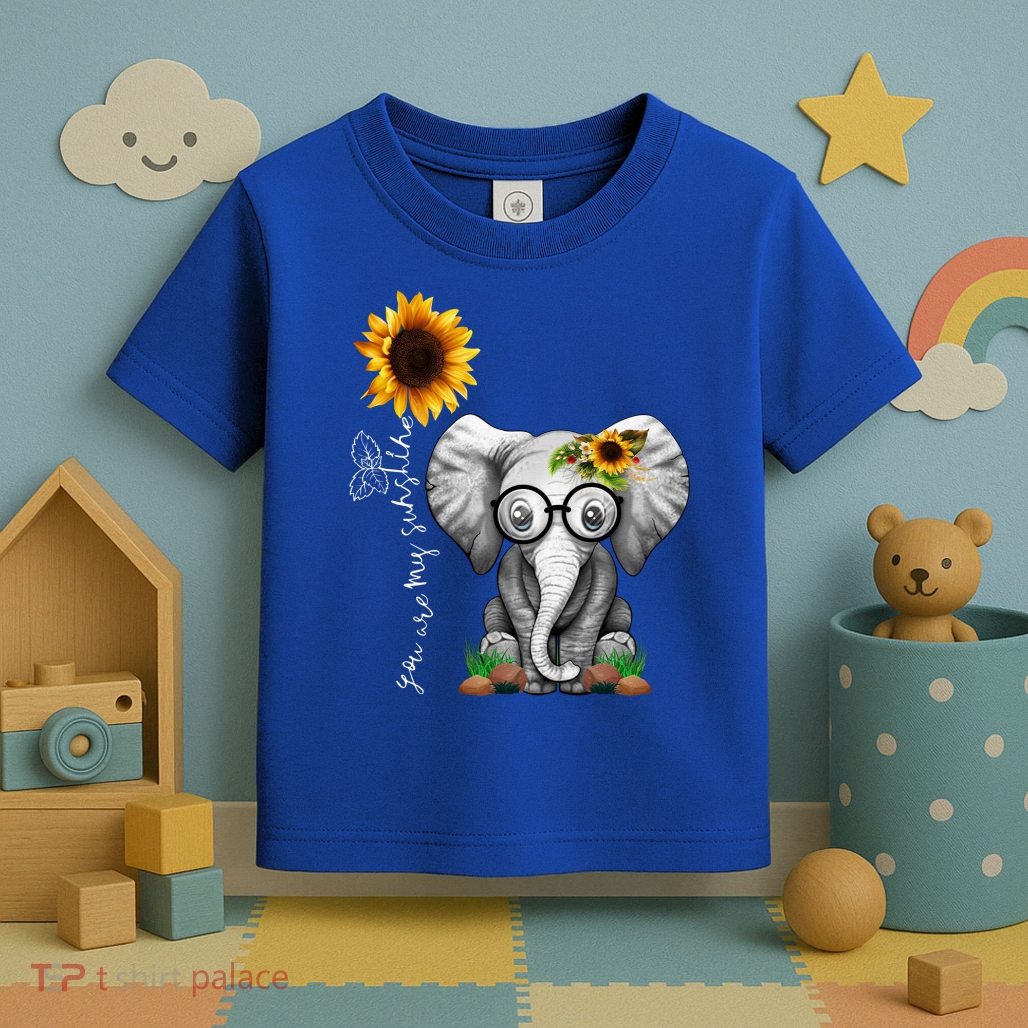 Cute Mama Elephant With Sunflower Gift You Are My Sunshine Gift Toddler T-Shirt
