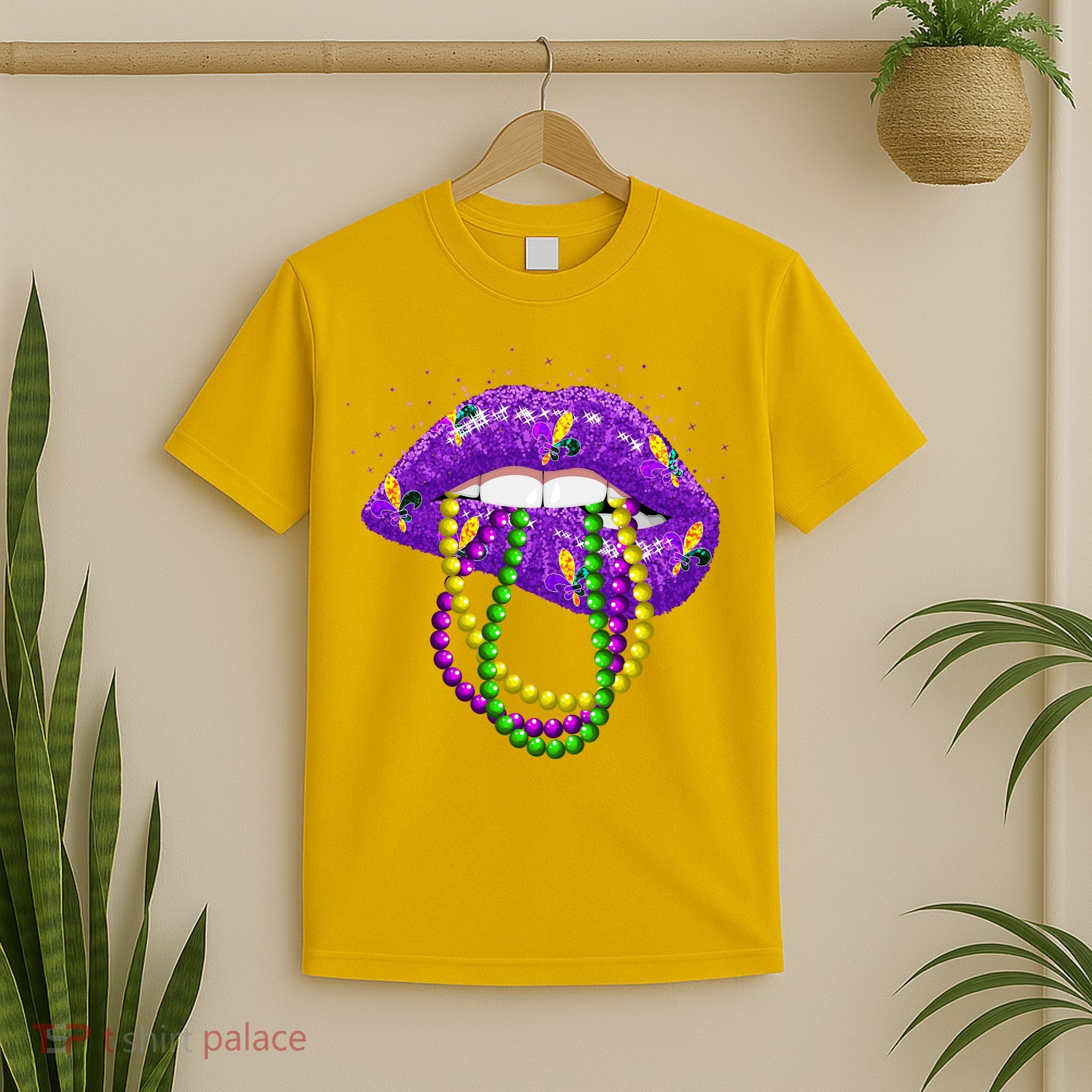 Cool Mardi Gras Glitter Lips T-Shirt