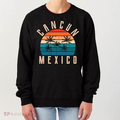 Cancun Mexico Gift Retro Beach Souvenir Cancun Gift Cancun Meaningful Gift Women's Sweatshirt