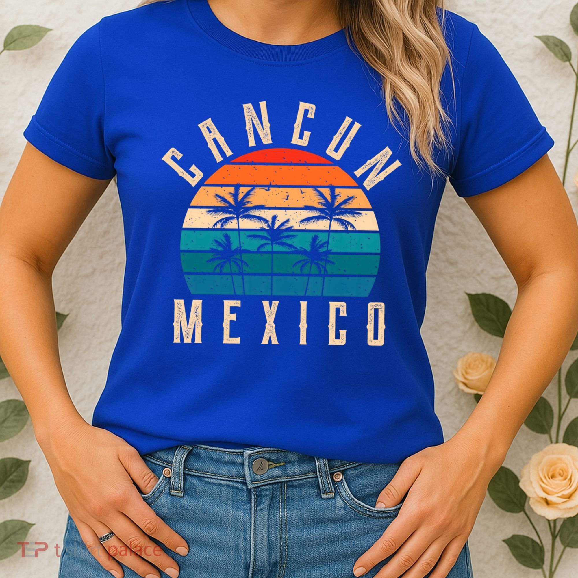 Cancun Mexico Gift Retro Beach Souvenir Cancun Gift Cancun Meaningful Gift Women's T-Shirt