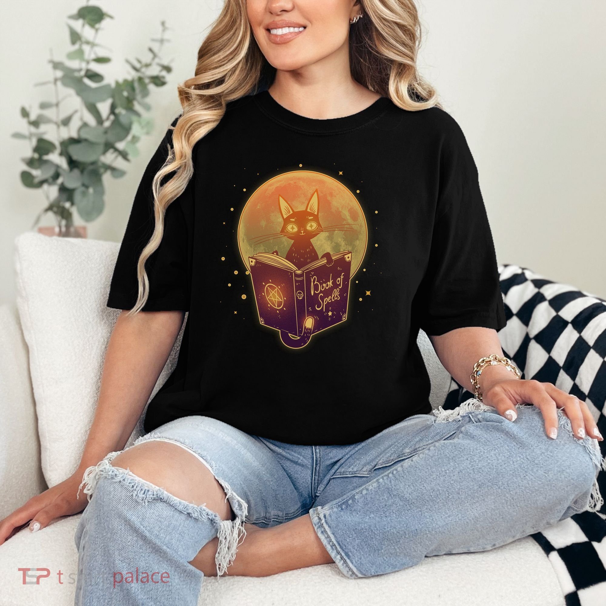 Cute Mystical Halloween Book Of Spells Cat Comfort Colors T-Shirt