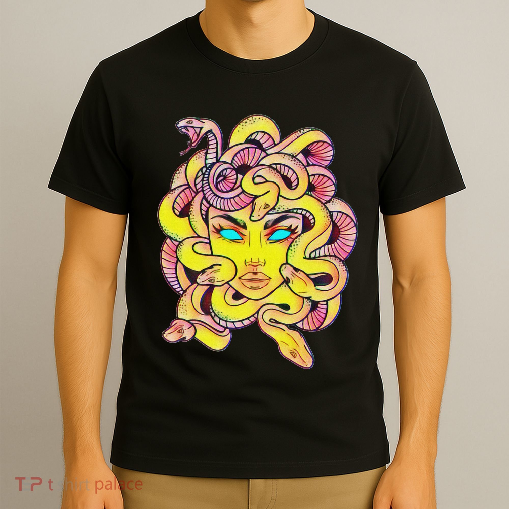 Cute Medusa Scary Greek Mythology Female Monster Medusa T-Shirt