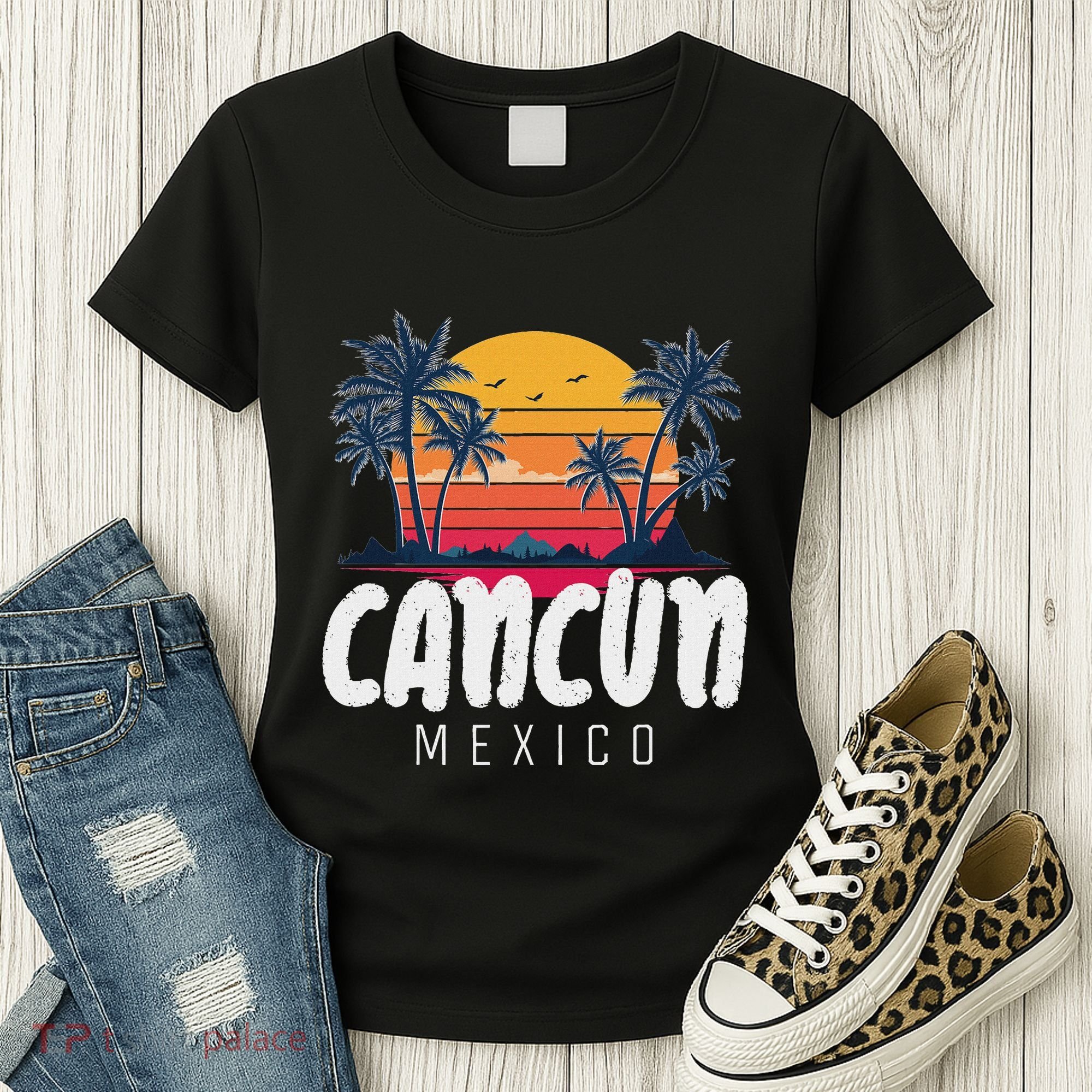 Cancun Mexico Souvenir Family Matching Vacation Cancun Women's T-Shirt