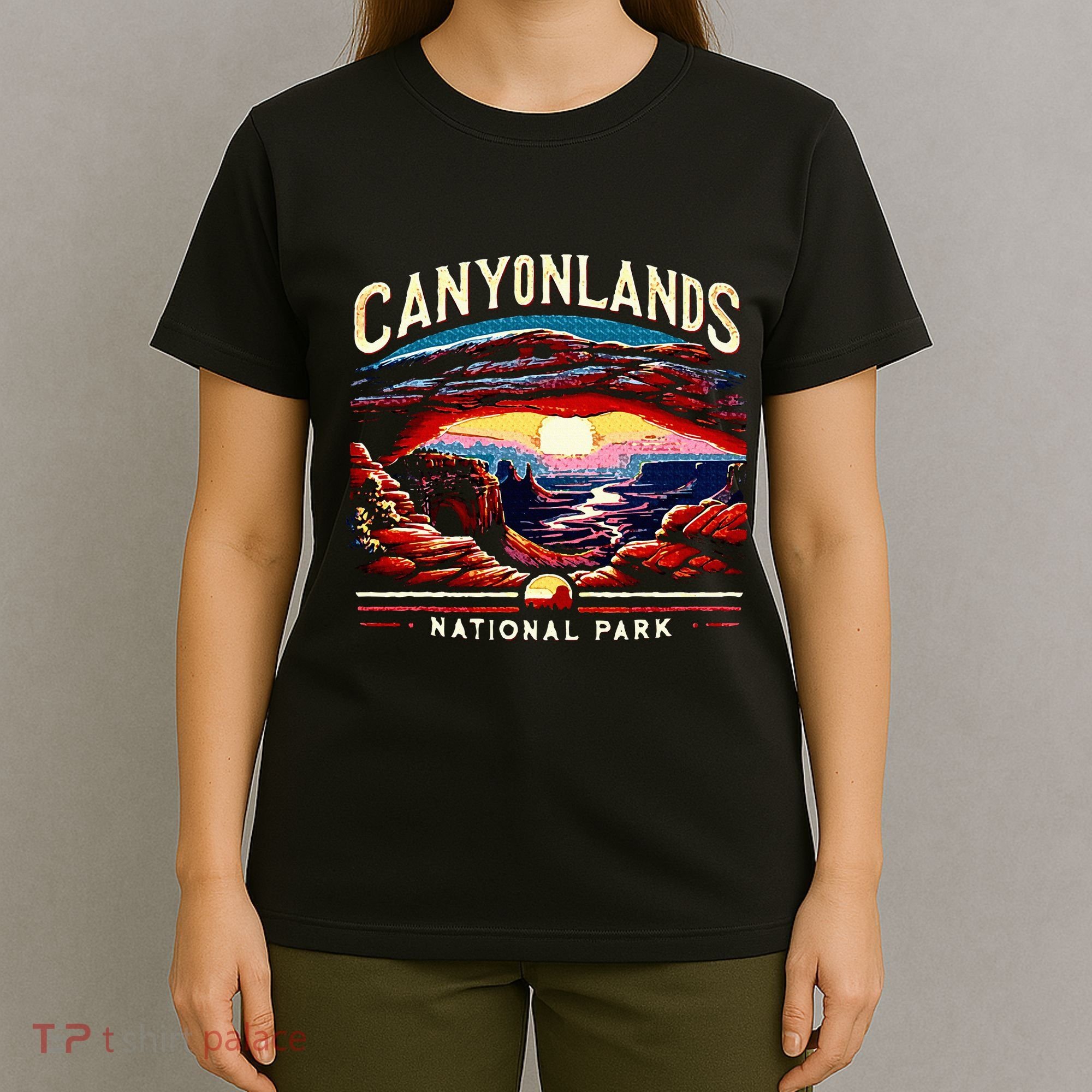 Canyonlands National Park Sunset Landscape Graphic T-Shirt