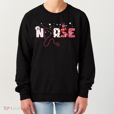 Cute Nurse Valentines Day Gift Women's Sweatshirt