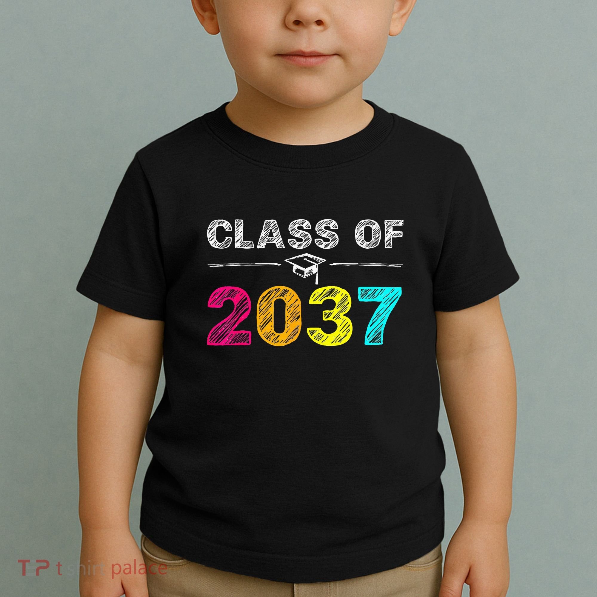 Class Of 2037 Grow With Me First Day Of School Graduation Toddler T-Shirt