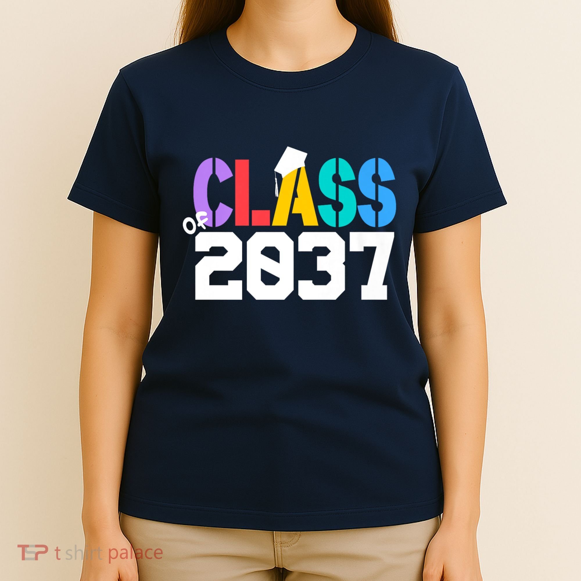 Class Of 2037 Grow With Me First Day Of School Graduation V T-Shirt