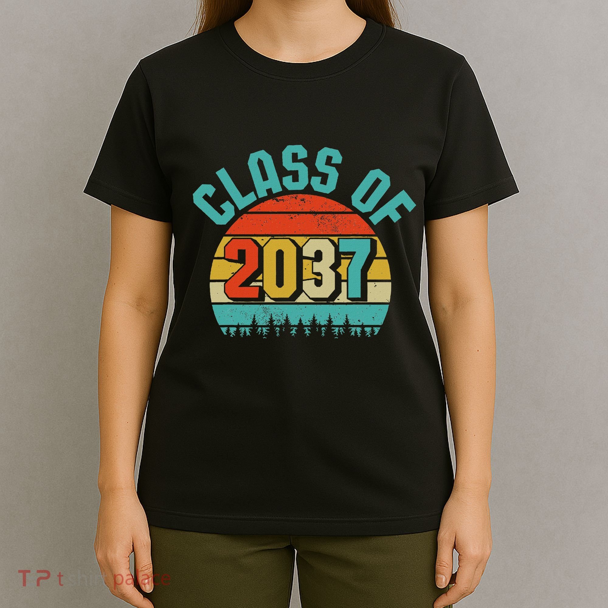 Class Of 2037 Grow With Me Kindergarten To Graduation Retro T-Shirt