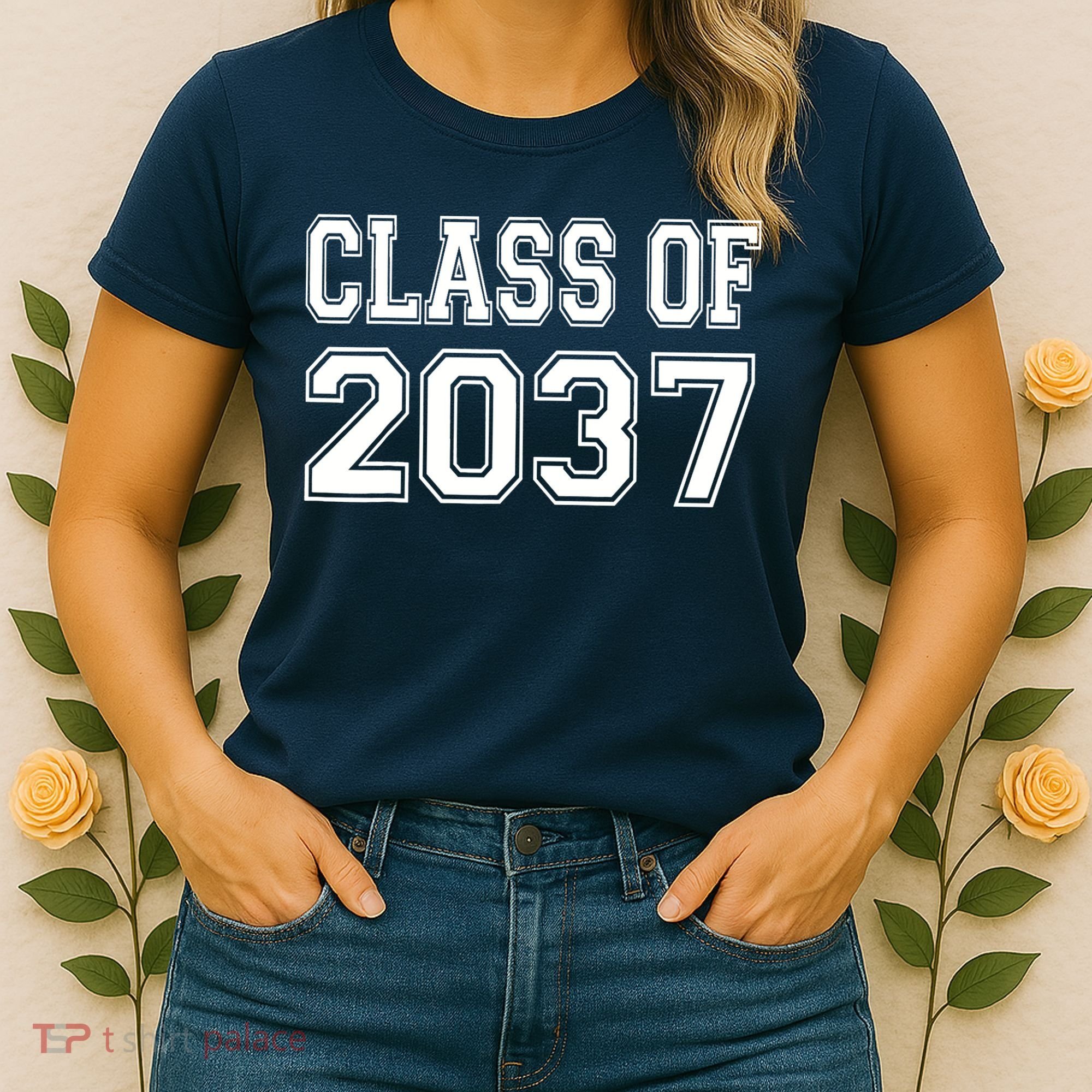 Class of 2037 grow with me Women's T-Shirt