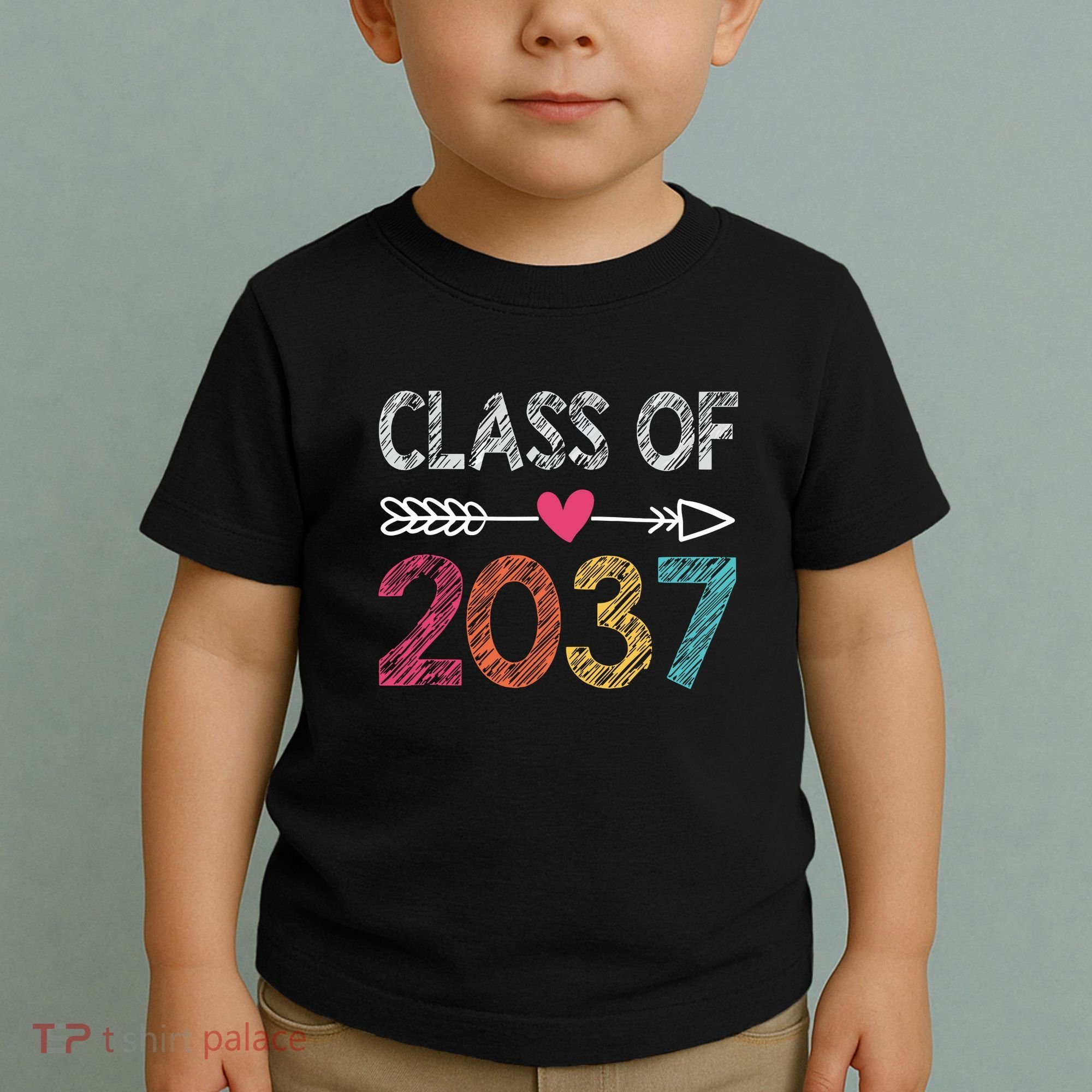 Class Of 2037 Kindergarten Pre K Grow With Me Graduation Toddler T-Shirt