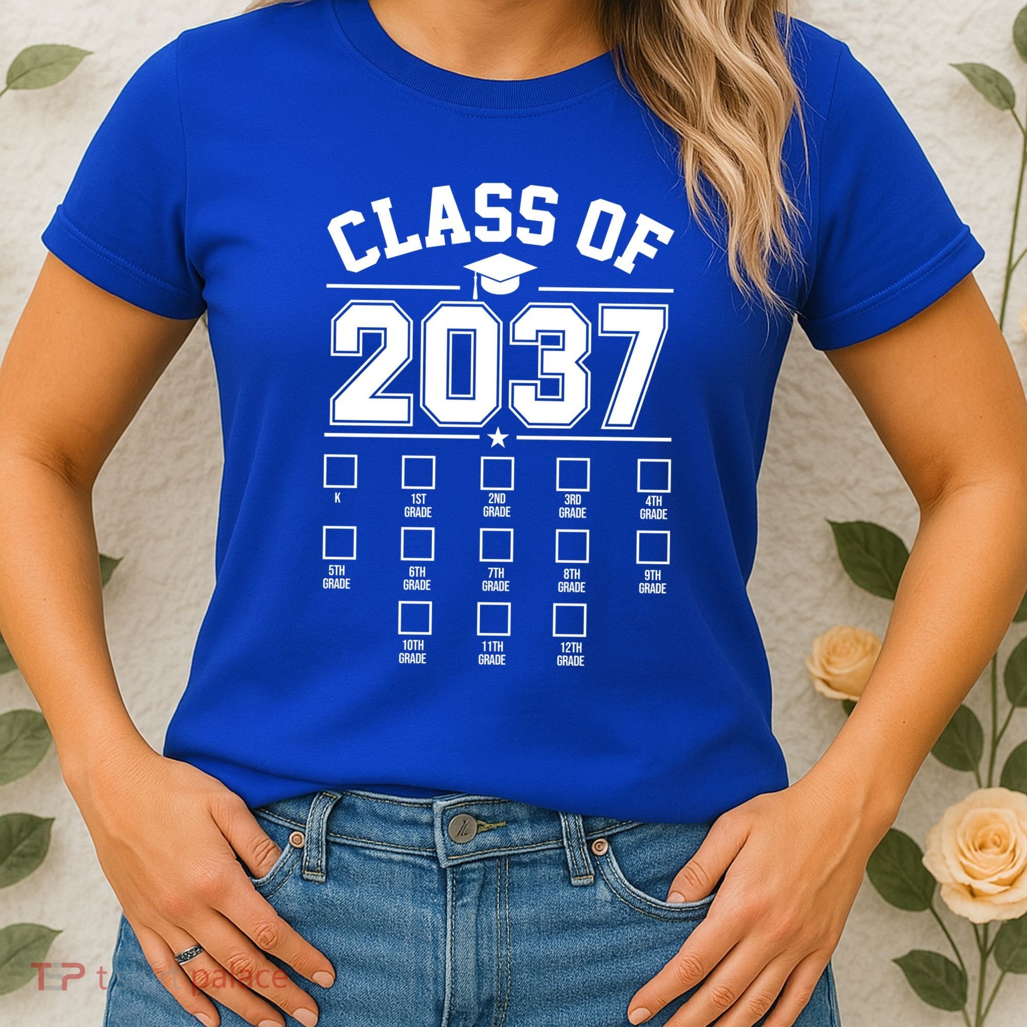 Class Of 2037 Grow With Me Checklist Kindergarten 12th Grade Women's T-Shirt