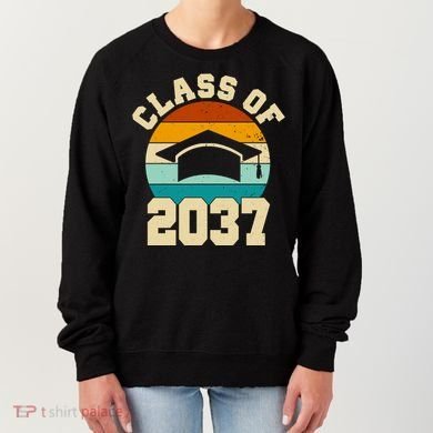 Class Of 2037 Kindergarten Graduation Retro Women's Sweatshirt