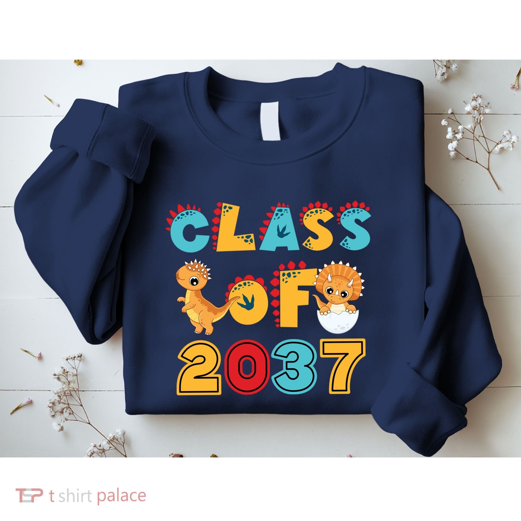 Class Of 2037 Grow With Me Kindergarten Graduation Sweatshirt