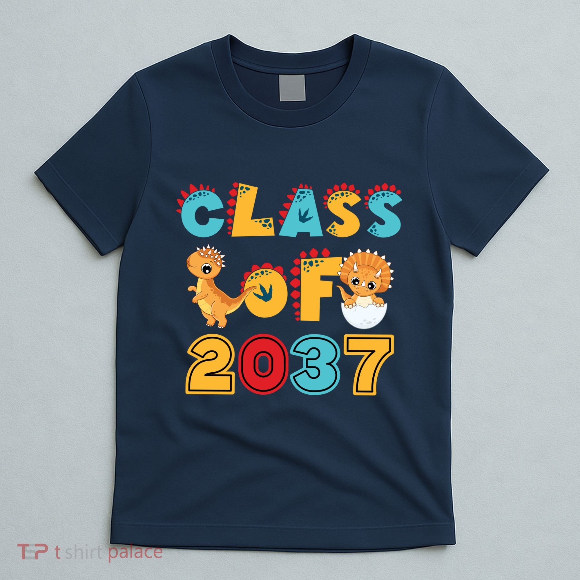 Class Of 2037 Grow With Me Kindergarten Graduation T-Shirt