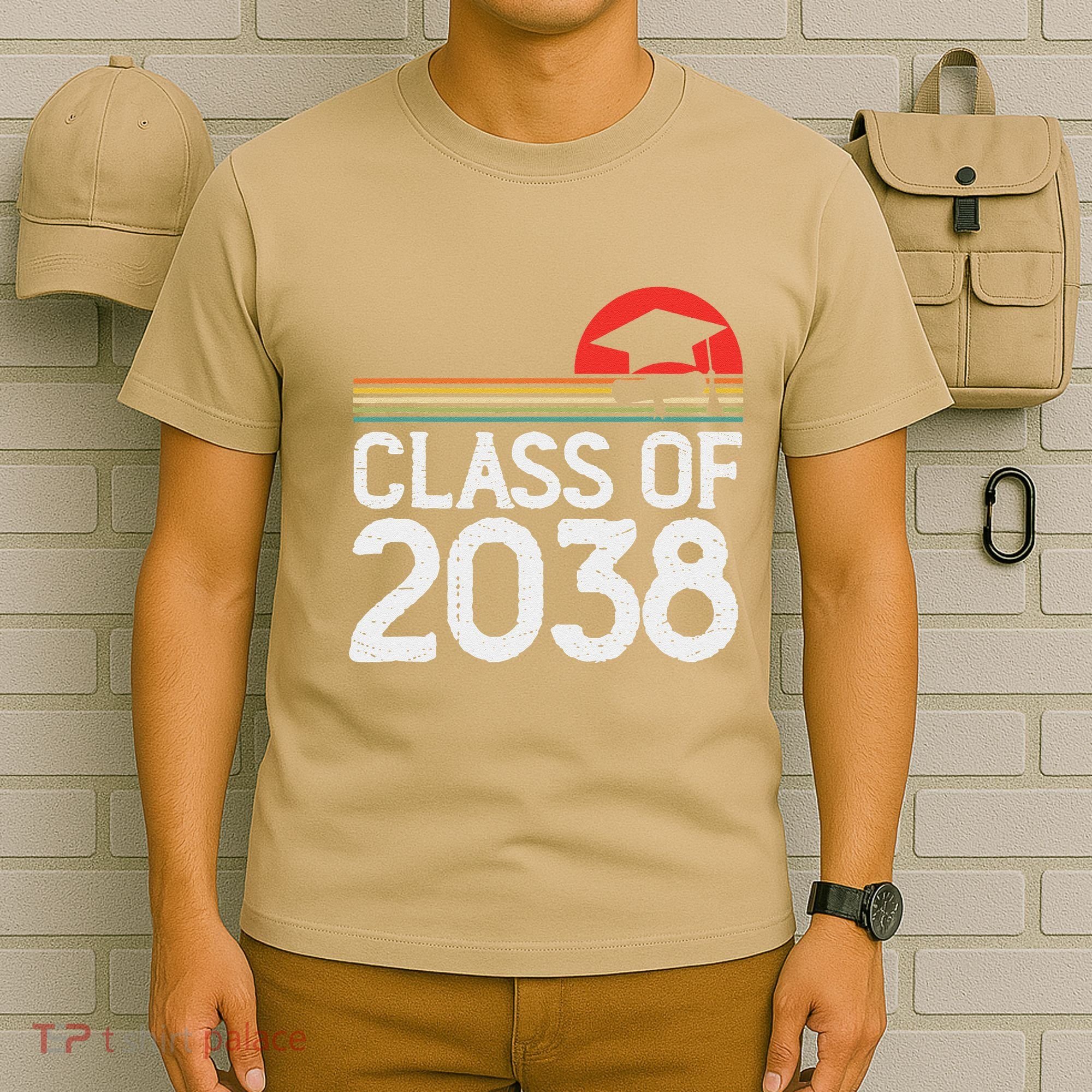 Class Of 2038 Grow With Me Kindergarten To Graduation T-Shirt