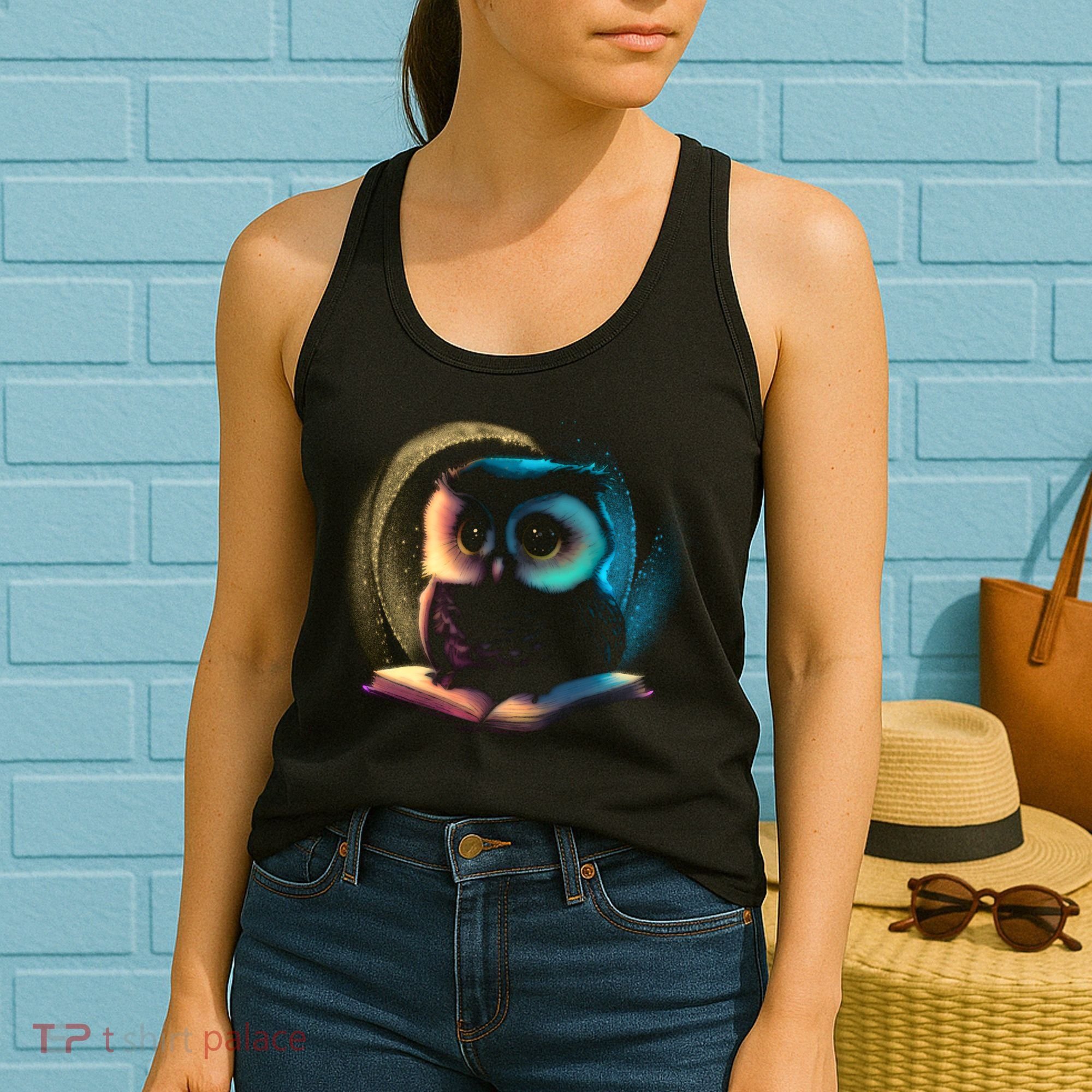 Cute Owl Animal With Book Women's Tank Top