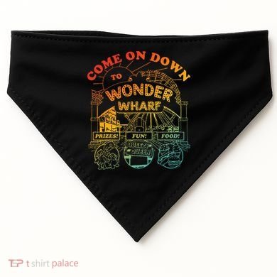 Come On Down To Wonder Wharf Prizes Fun Queezy Queen Food USA-Made Doggie Bandana