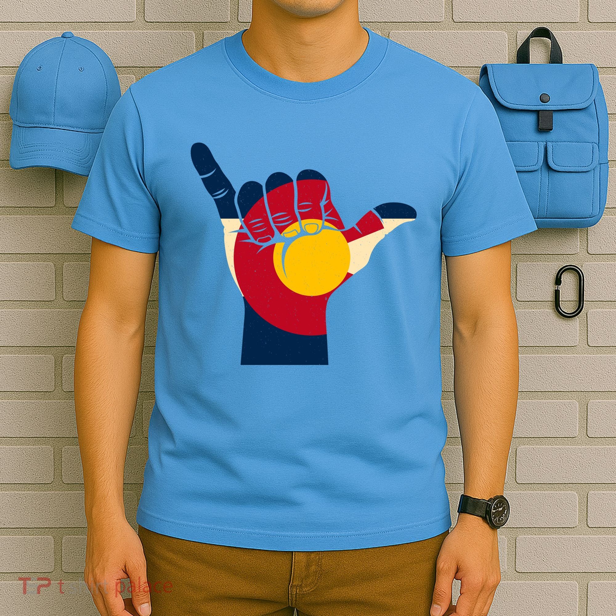 Colorado Flag Shake Hand Sign  T-Shirt