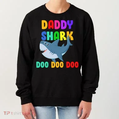 Colorful Daddy Shark Doo Doo Doo Women's Sweatshirt