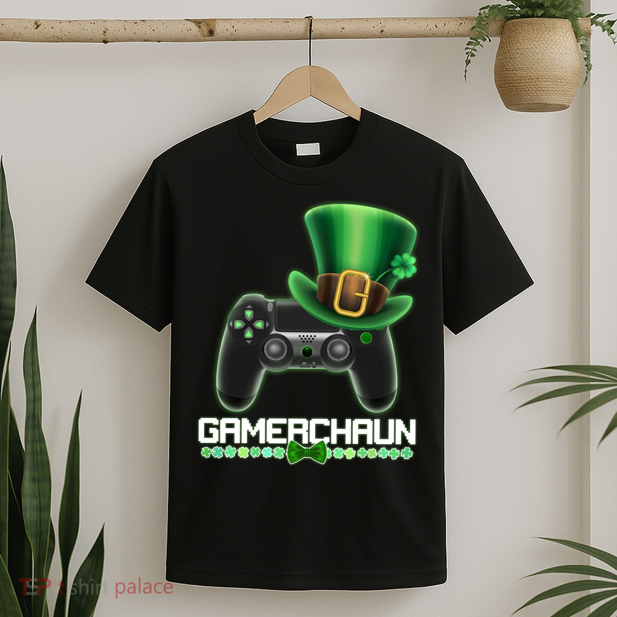 Cool St Patrick's Day Gamerchaun Game Controller Leprechaun T-Shirt