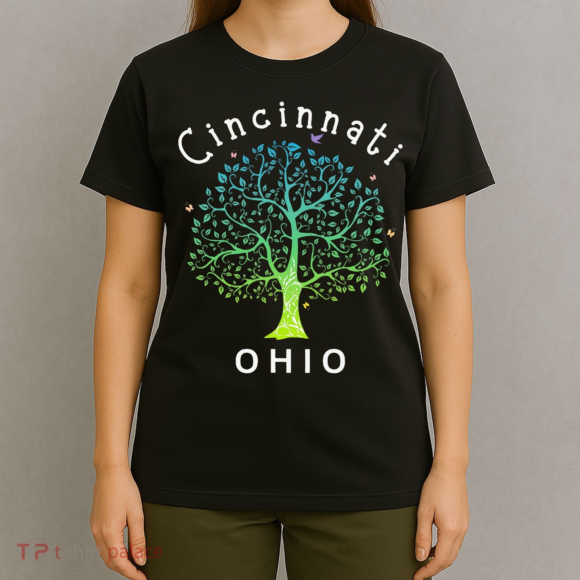 Cincinnati Ohio With Tree Love For Cincinnati T-Shirt
