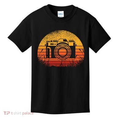 Camera Photographer 70s Retro Vintage Sunset Camera Kids T-Shirt