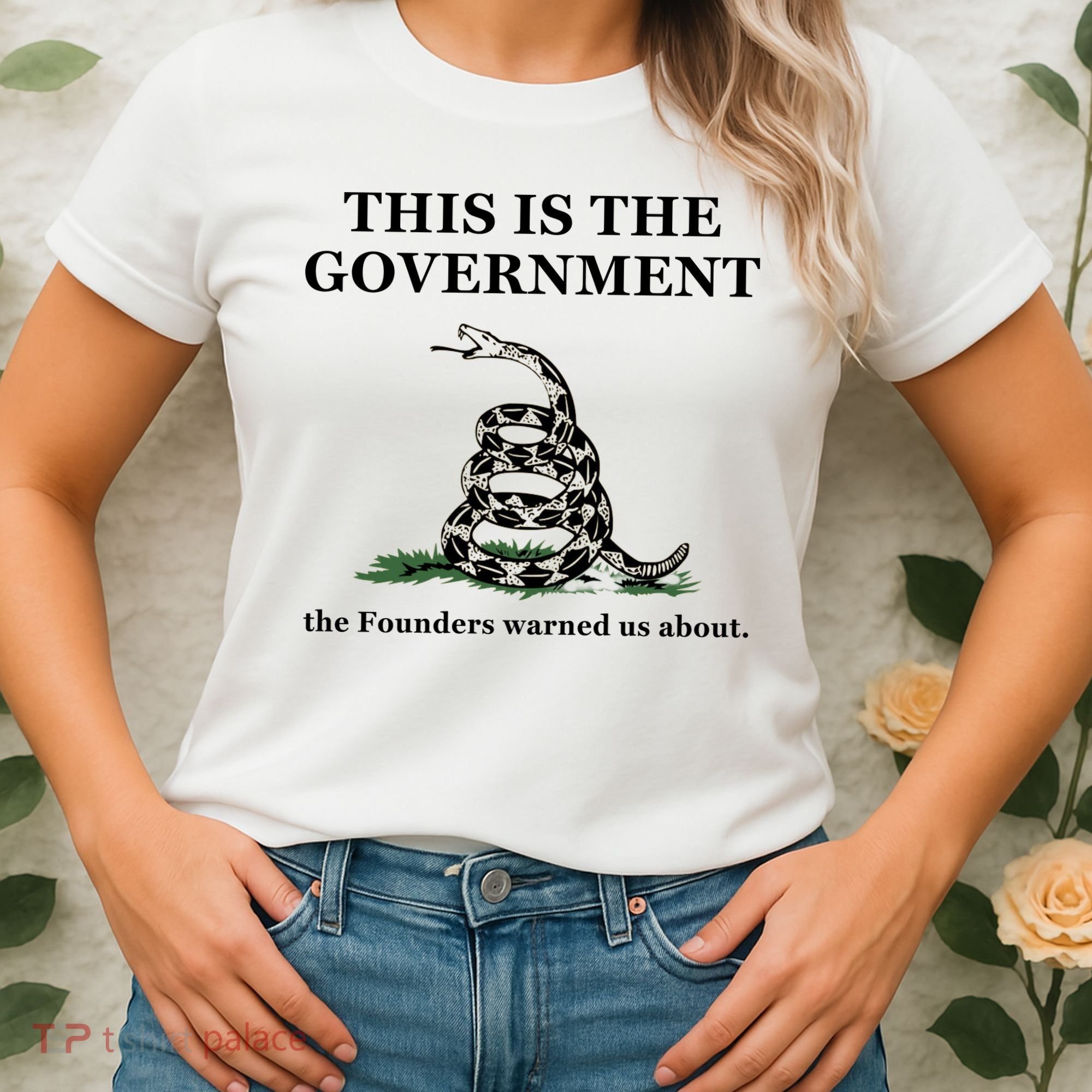 Conservative Patriotic Gadsden Defund The FBI Women's T-Shirt