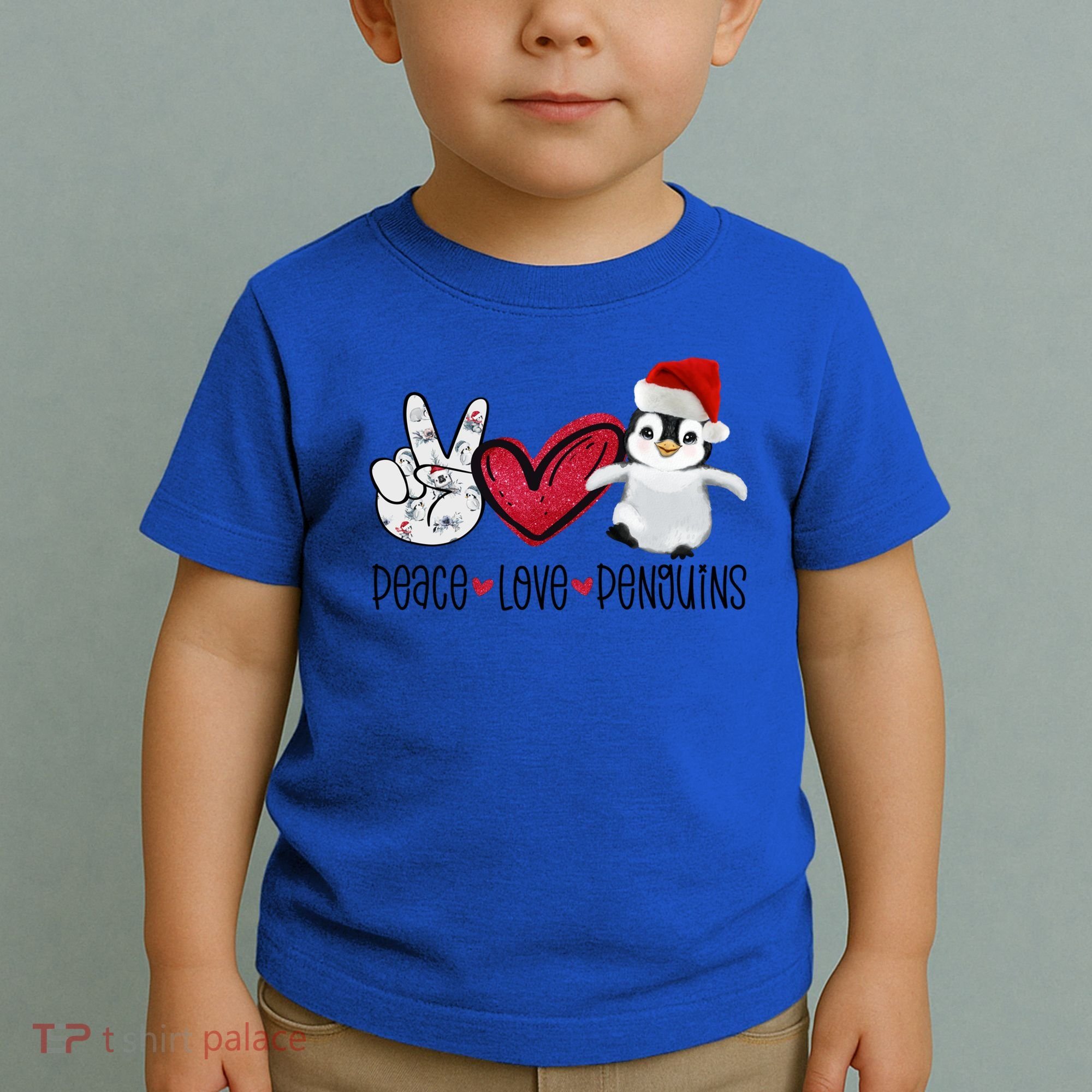 Christmas Peace Love Penguins Cute Xmas Santa Penguin Great Gift Toddler T-Shirt