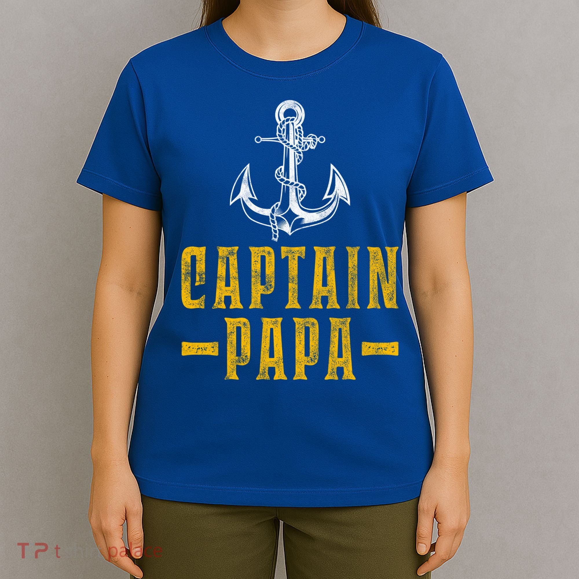 Captain Papa Pontoon Boat Owner Captain Sailors Boating Gift T-Shirt