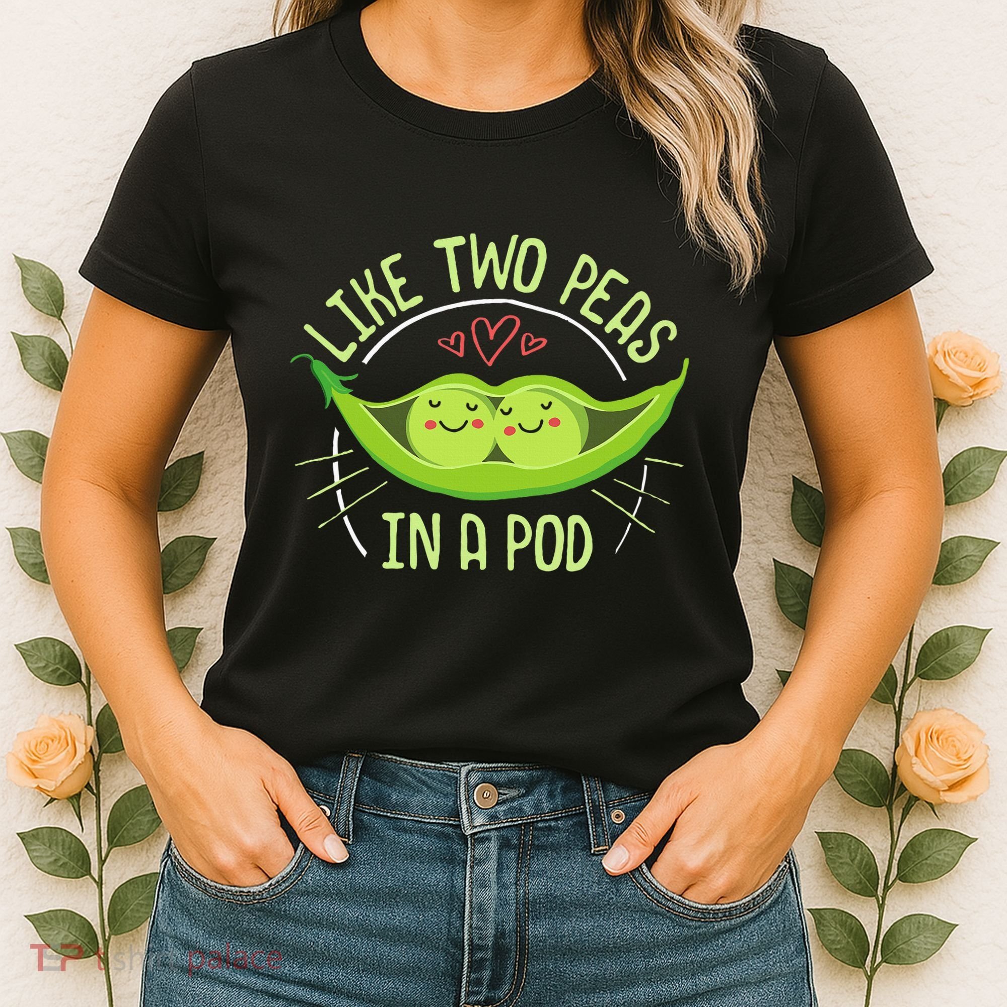 Cute Pea Pod Like Two Peas In A Pod Idiom Women's T-Shirt