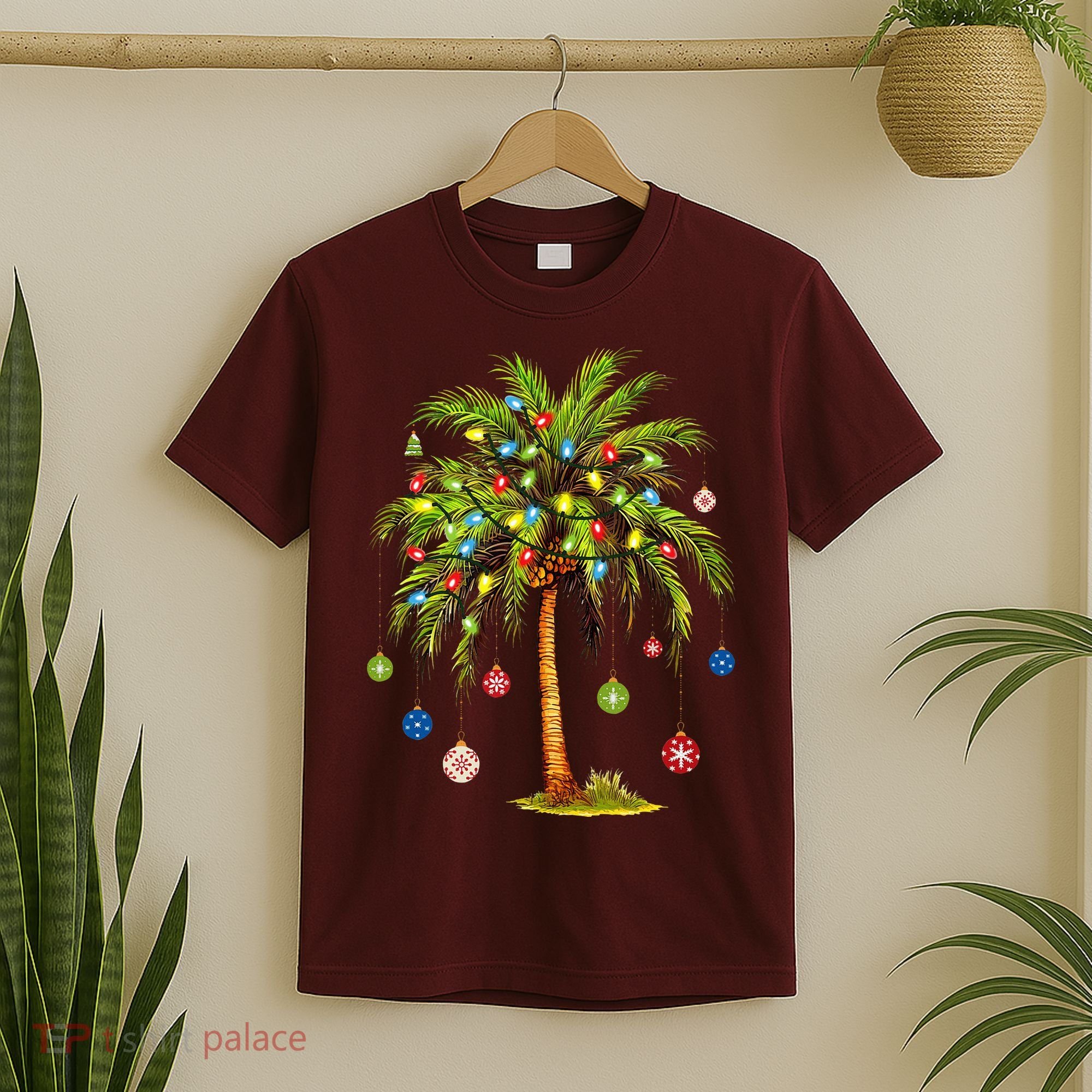 Christmas Palm Tree Light Hawaiian Tropical Xmas T-Shirt