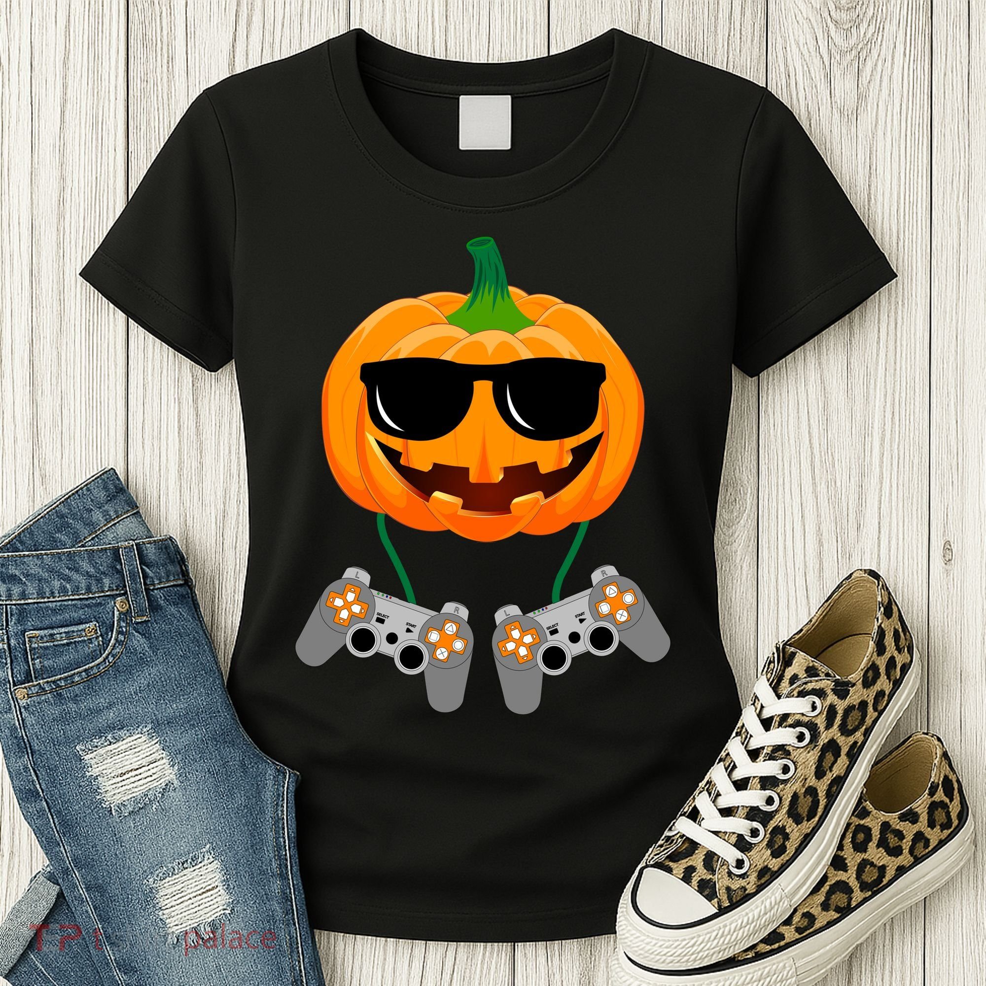 Cool Pumpkin Video Gamer Women's T-Shirt