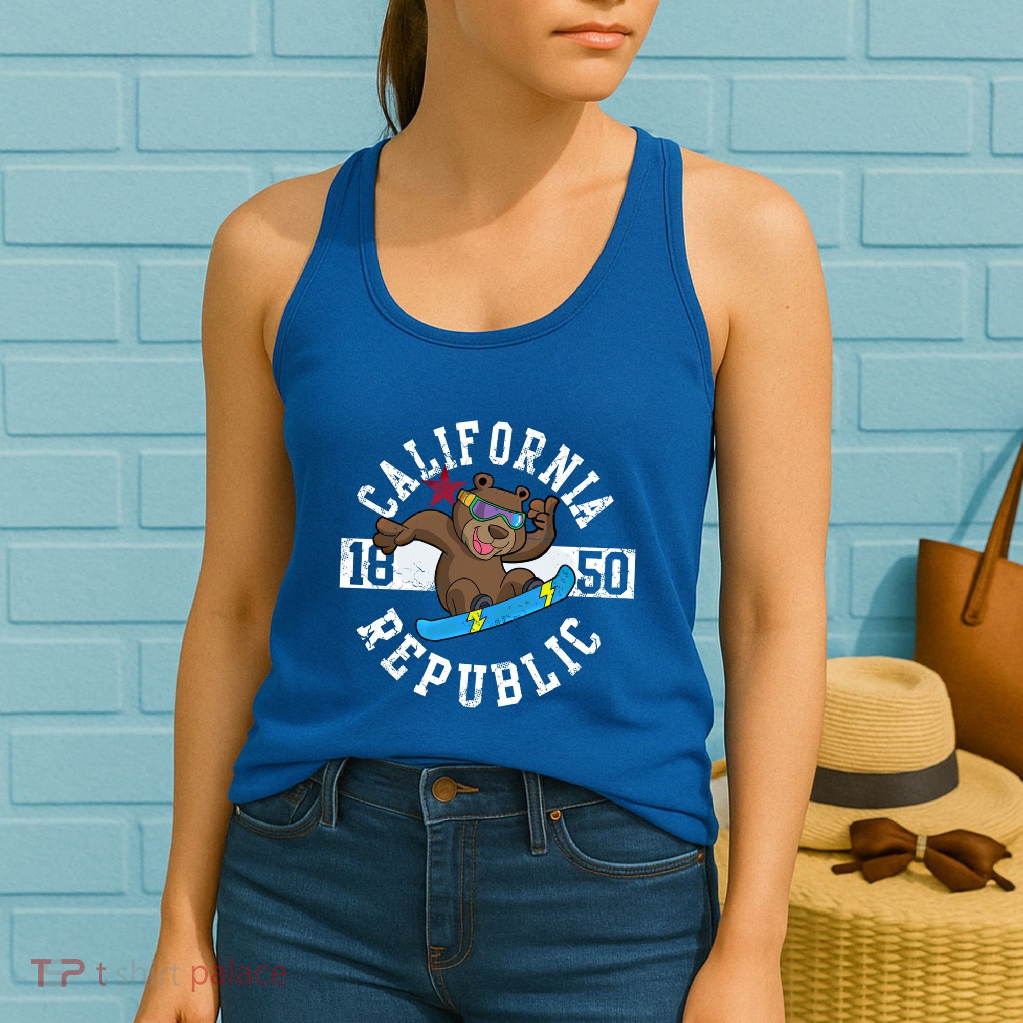 California Republic Bear Snowboarder Snowboarding Snowboard Cute Gift Women's Tank Top