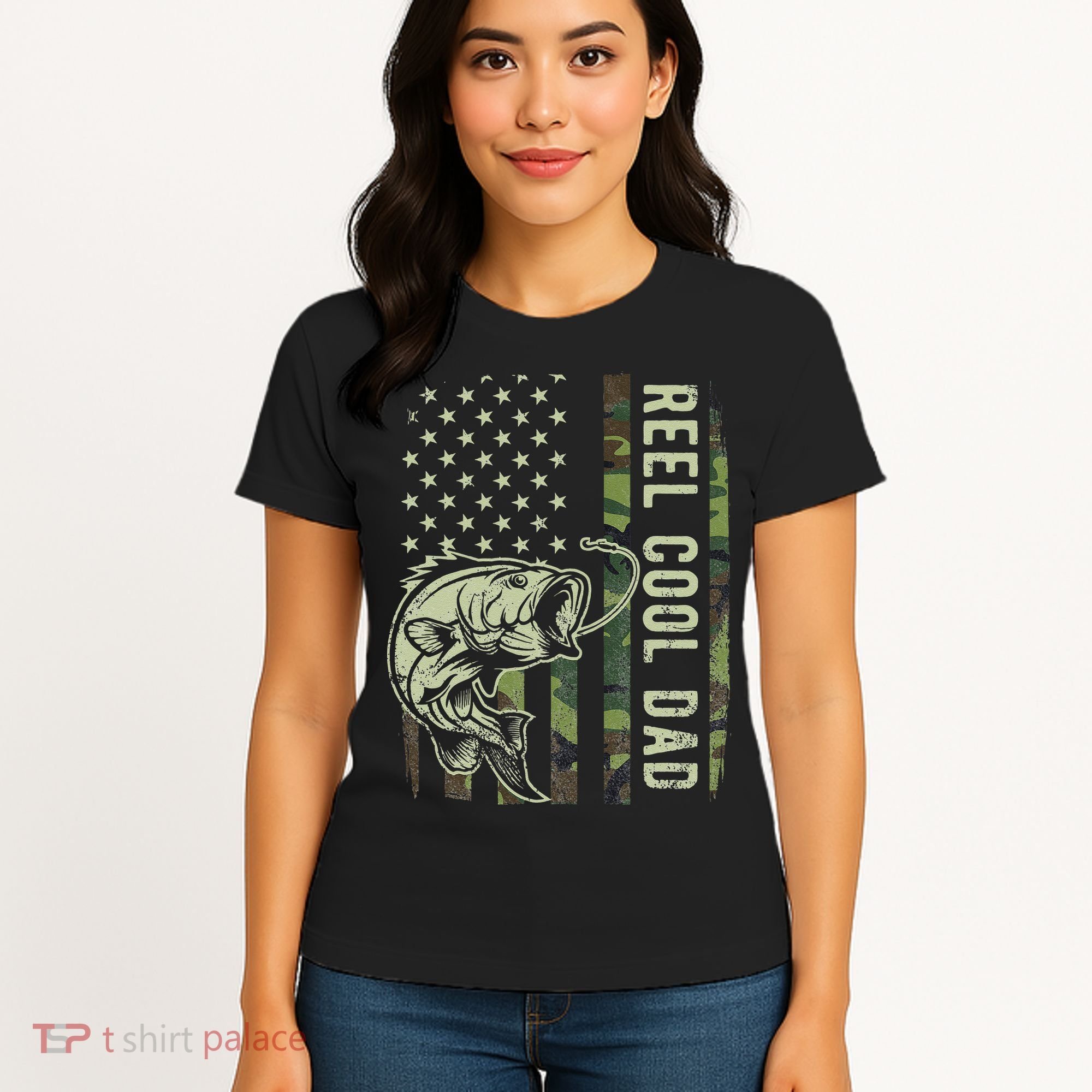 Cute Reel Cool Dad Camouflage American Flag Fathers Day Women's T-Shirt