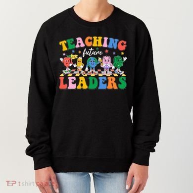 Cute Retro Cartoon Teaching Future Leaders Women's Sweatshirt