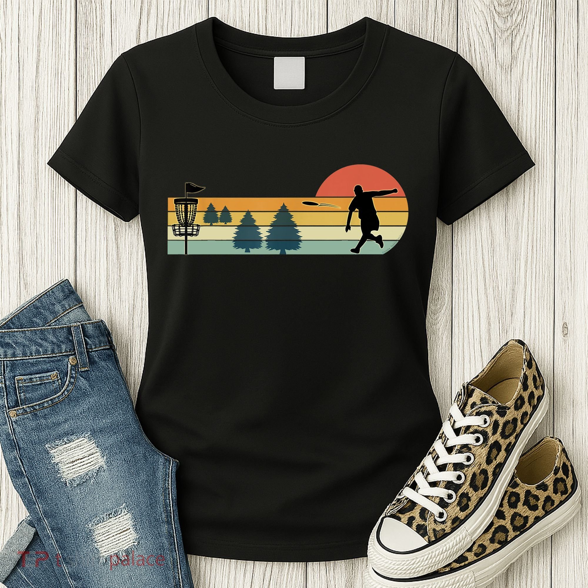 Cool Retro Disc Golf Sport TShirt Women's T-Shirt
