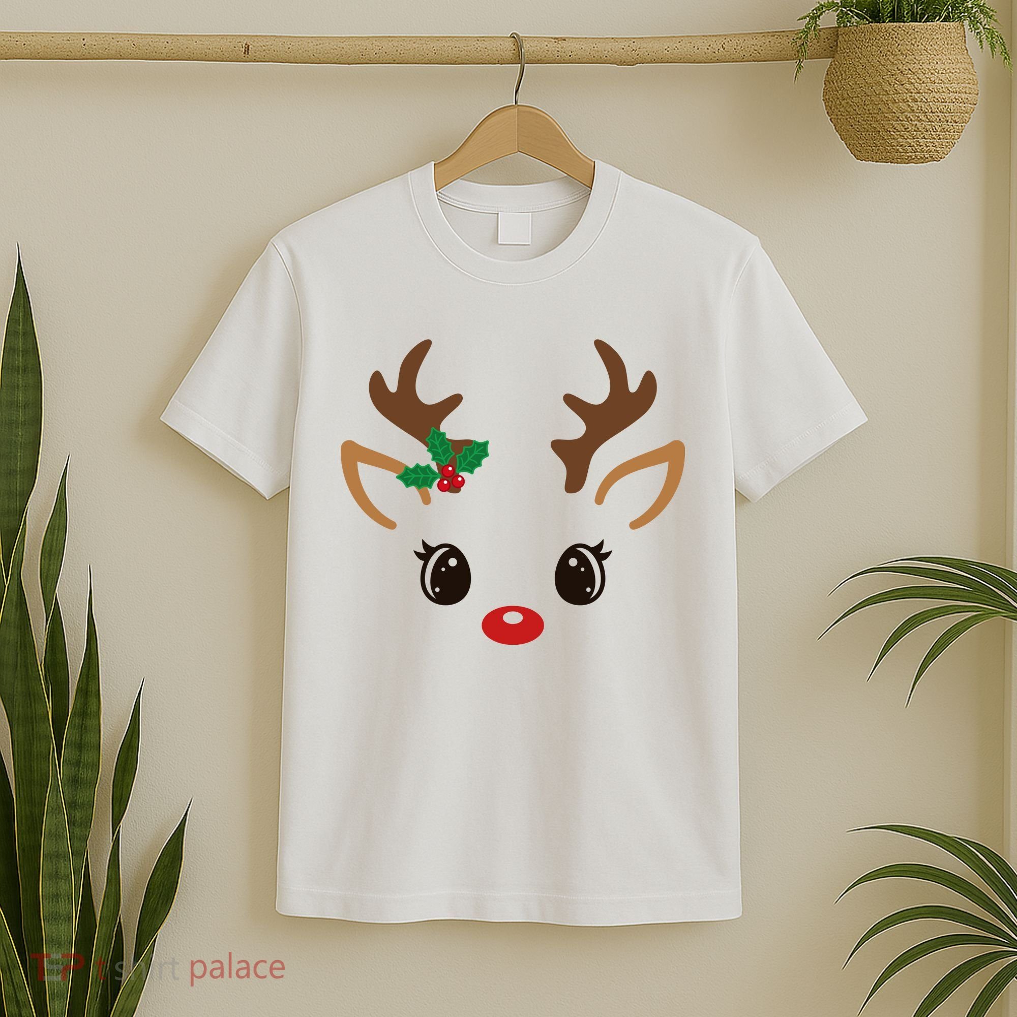 Cute Reindeer Face Christmas T-Shirt