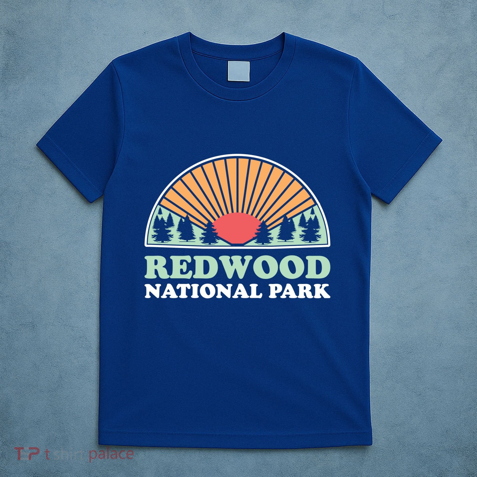 California Retro Gift Vintage Redwood National Park Gift T-Shirt