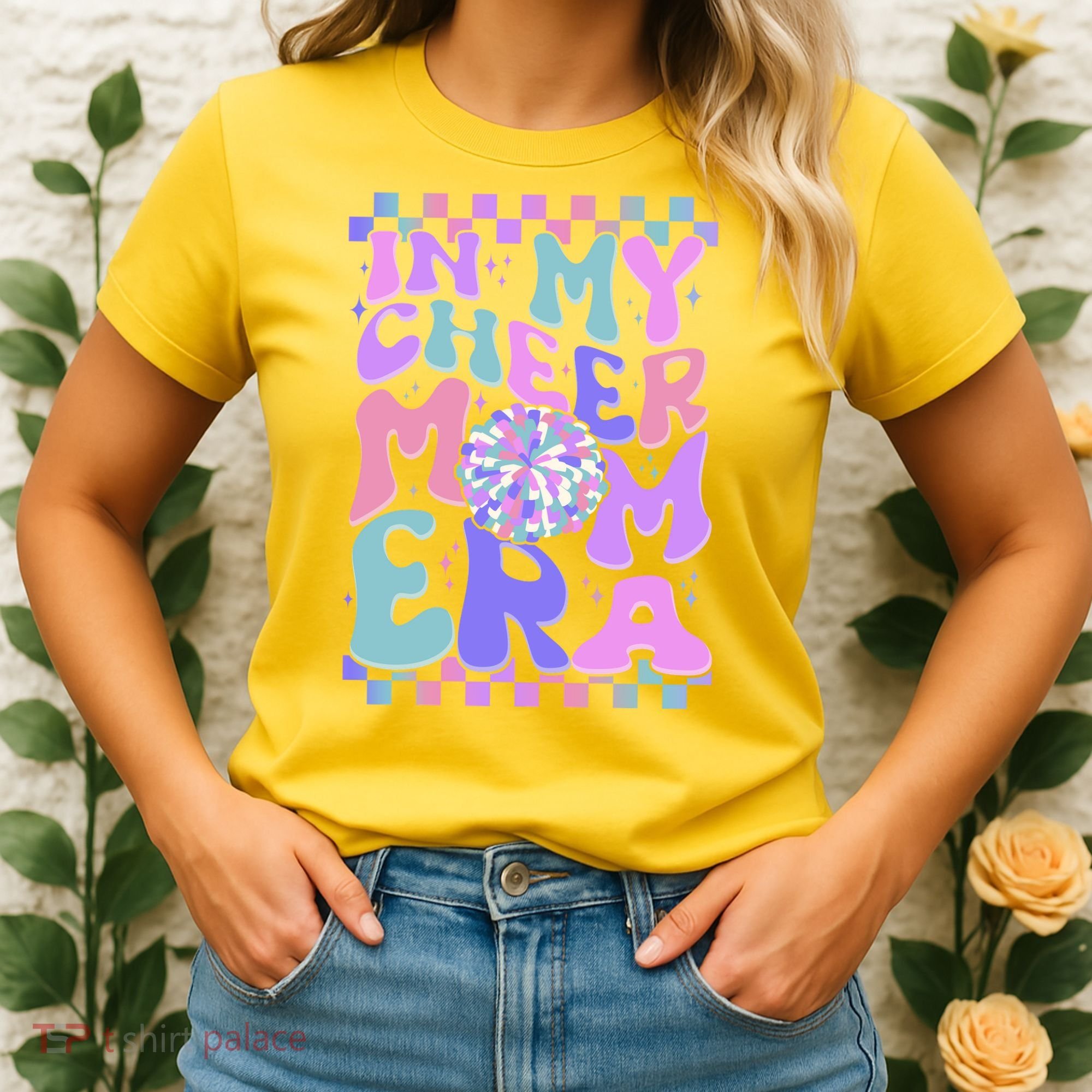 Cute Retro In My Cheer Mom Era Women's T-Shirt