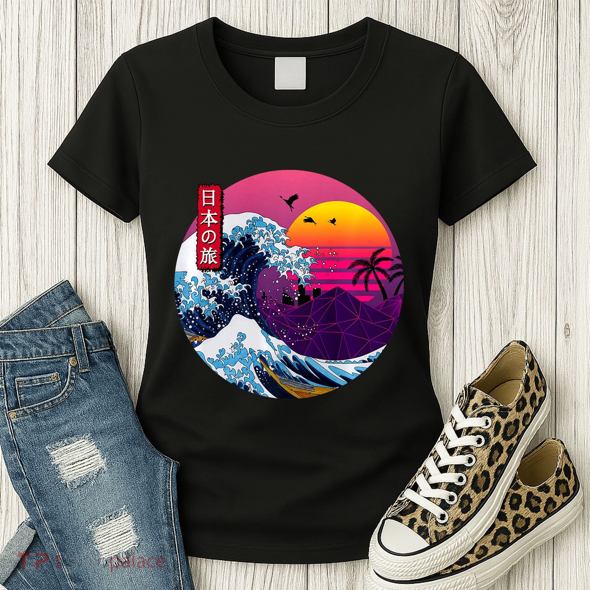 Cool Retro Japanese Sunset The Great Wave Off Kanagawa Women's T-Shirt
