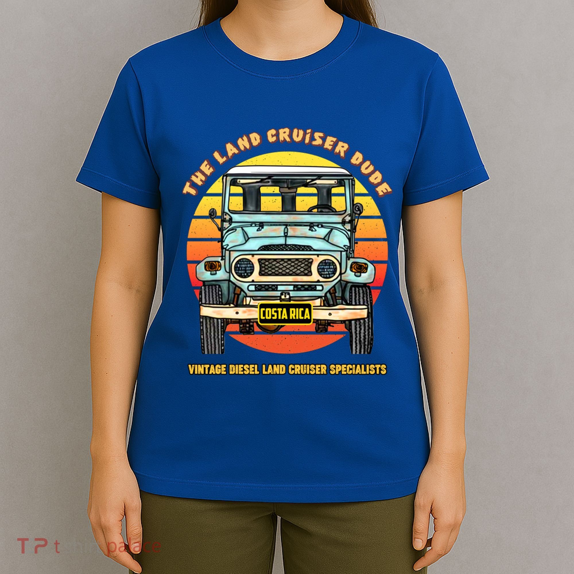 Costa Rica Offgiftroad 4x4 Vintage 4 Wheel Drive Muddy Cruiser Gift T-Shirt