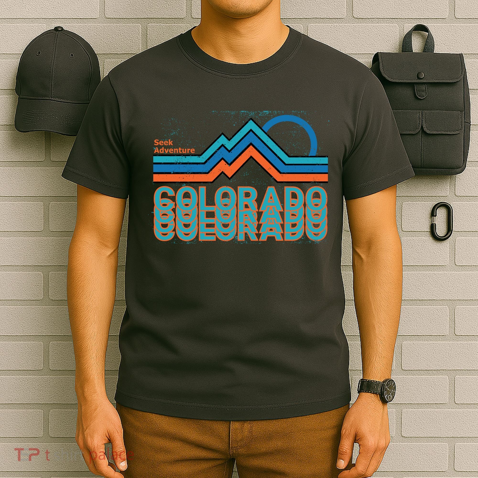 Colorado Retro Style Adventure Logo T-Shirt