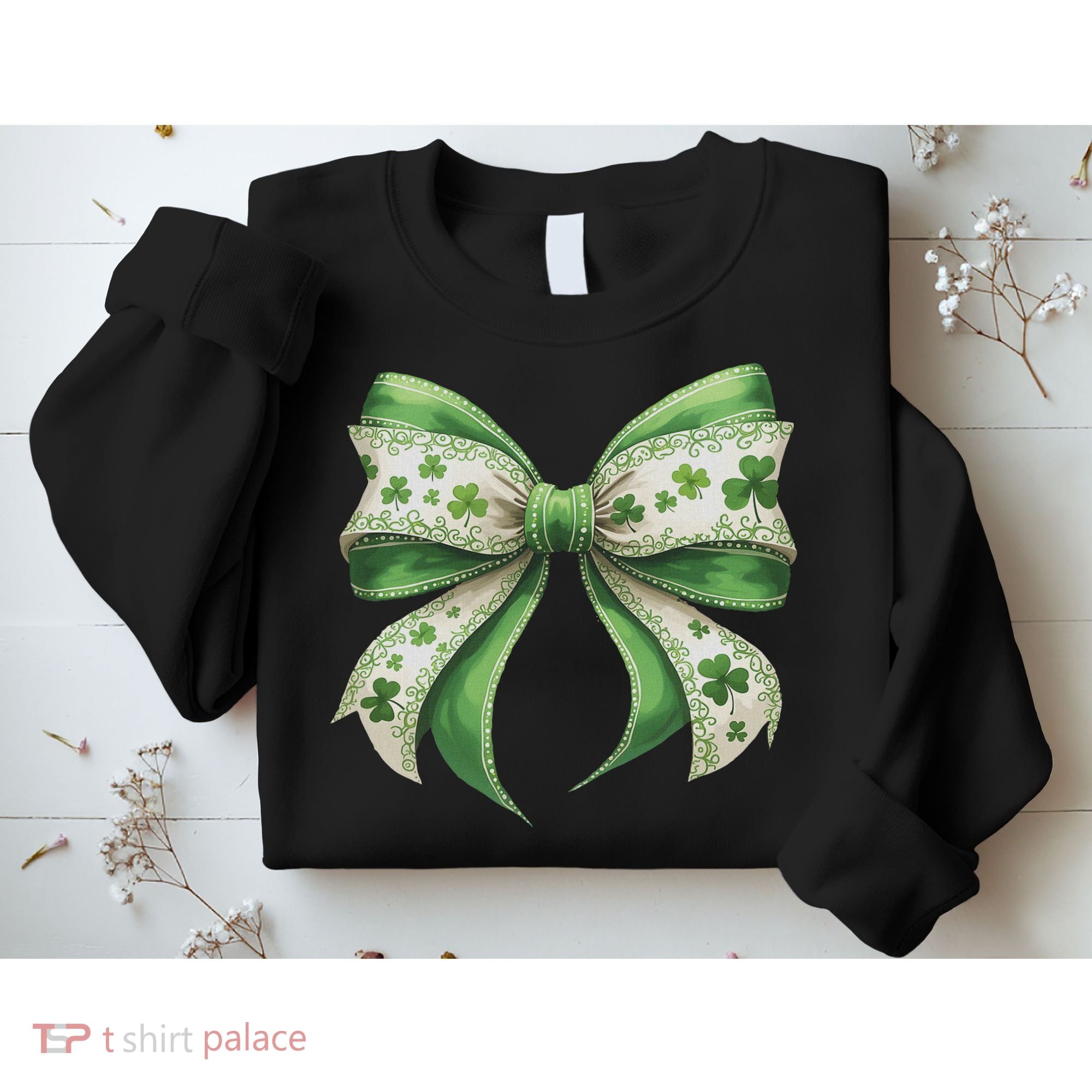 Cute Retro St Patricks Day Lucky Green Shamrock Coquette Bow Sweatshirt