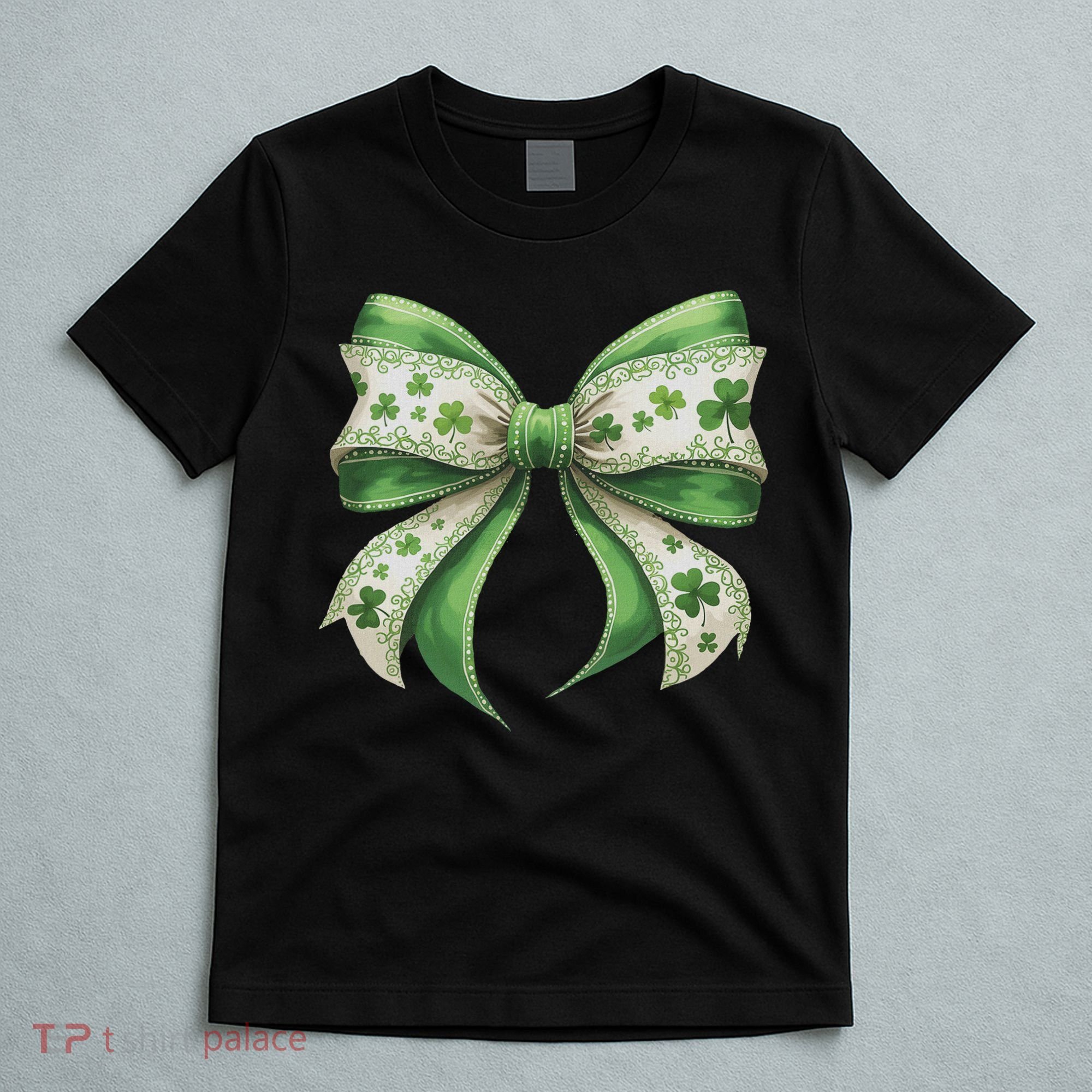 Cute Retro St Patricks Day Lucky Green Shamrock Coquette Bow T-Shirt