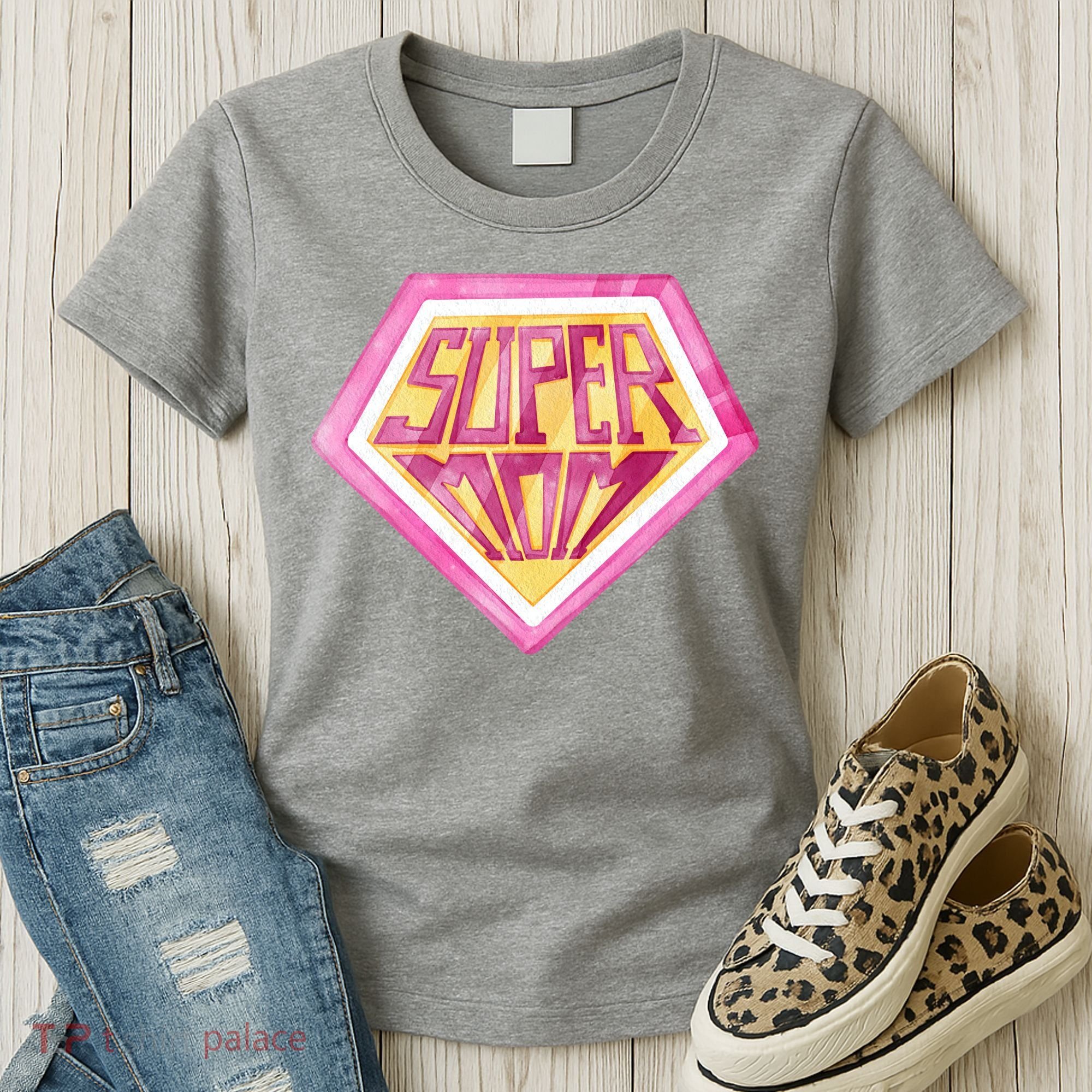 Cute Retro Super Mom Gift For Mother Women's T-Shirt