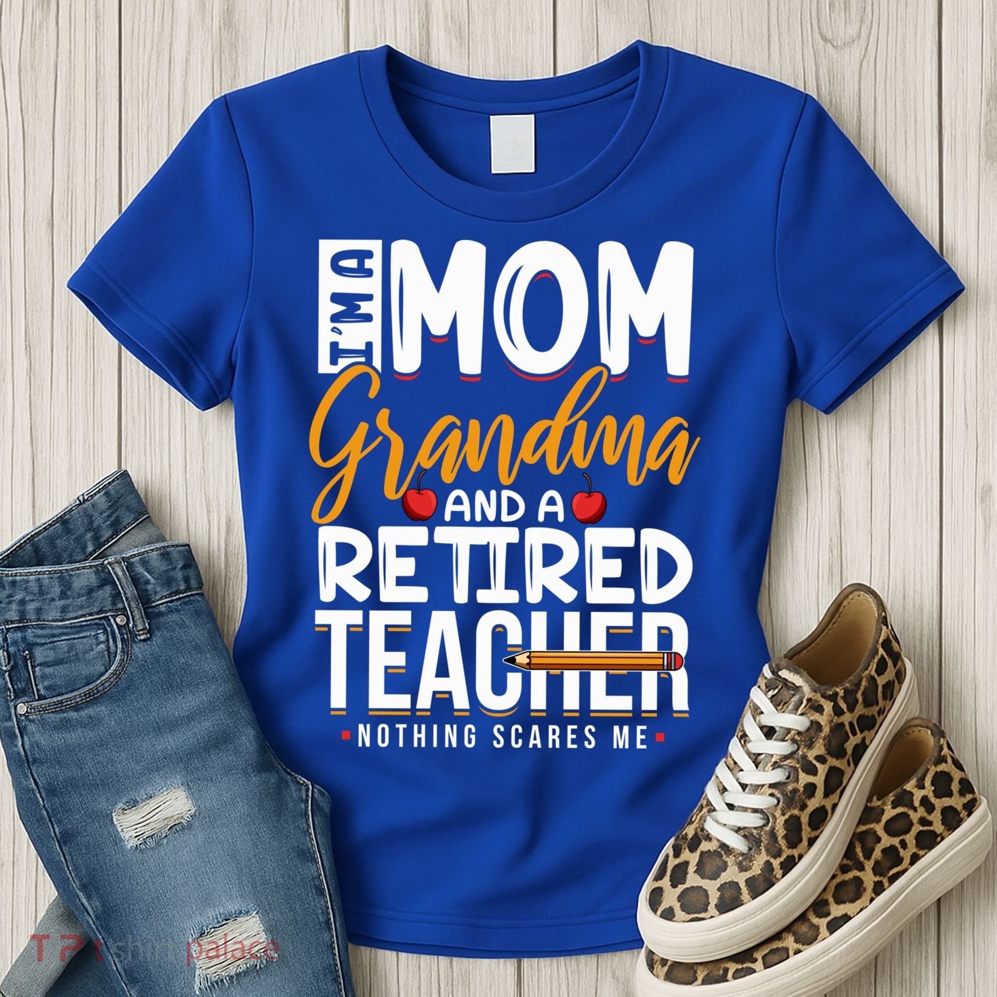 Cute Retired Teacher Full Time Grandma Teachers Cool Gift Women's T-Shirt