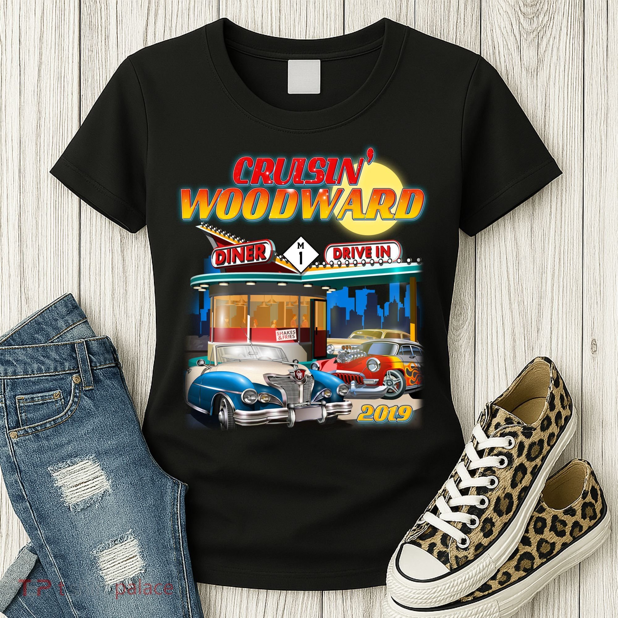 Cruisin' Woodward Diner Day time Women's T-Shirt